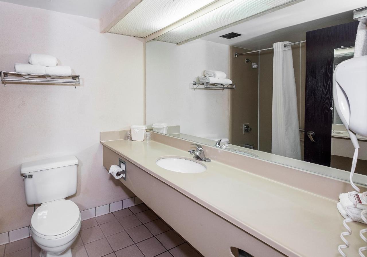 Red Roof Inn & Suites Madison, Ga Екстер'єр фото